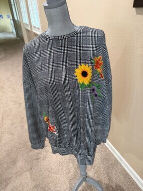 Zara oversized gingham sweatshirt size L